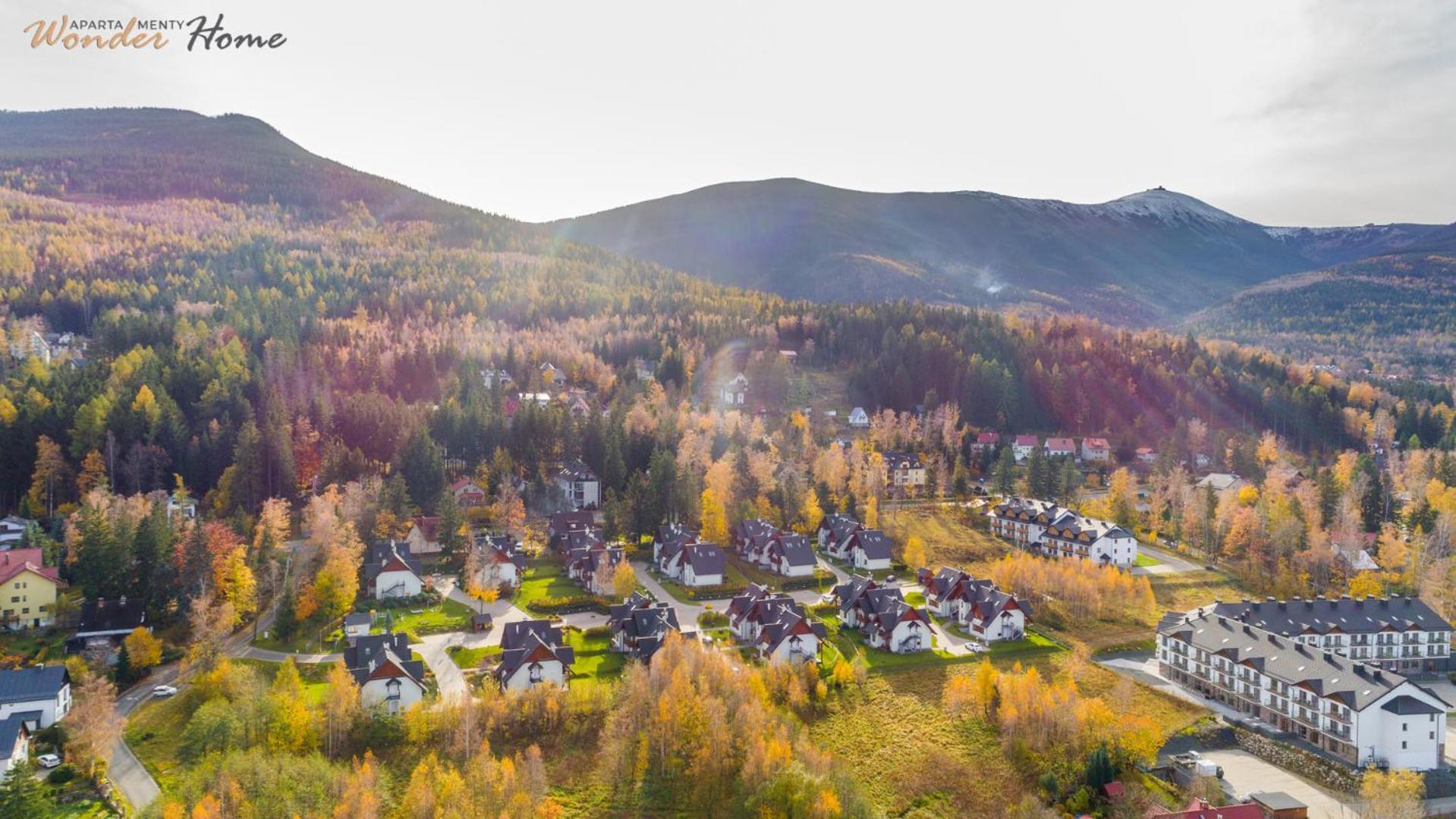 Wonder Home - Domki Gorskie Na Osiedlu Dozorowanym, Z Kominkami I Placem Zabaw Karpacz Exterior foto